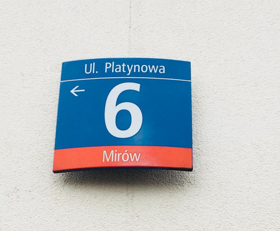 Lovely Sunny Flat In City Center ワルシャワ エクステリア 写真